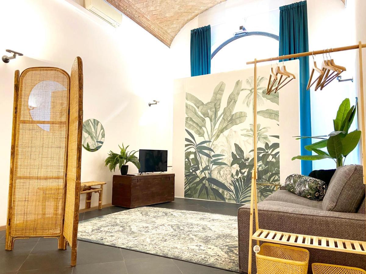 The Jungle Apartment Parma Exterior foto
